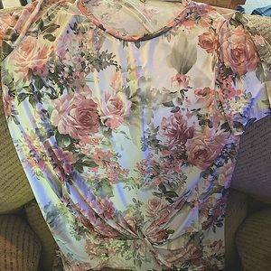 Mauve rose shirt